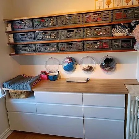 아파트 Stor Og Vildmarksbad - Plads Til To Familier